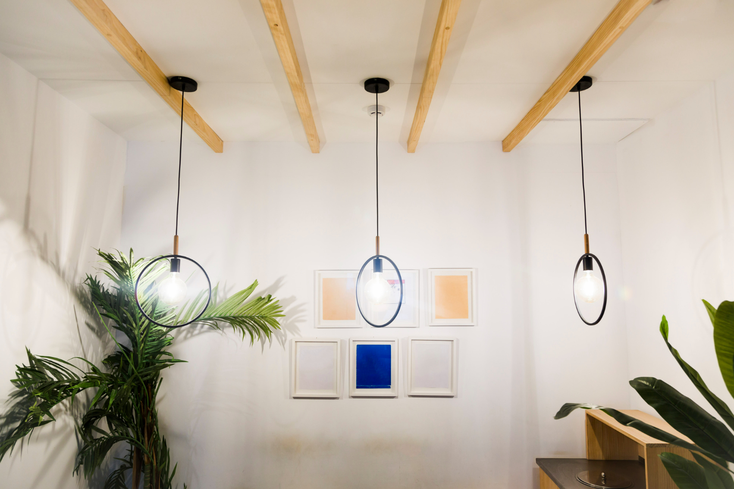 Top Lighting Trends of 2025 & 2026: Smart, Stylish & Efficient
